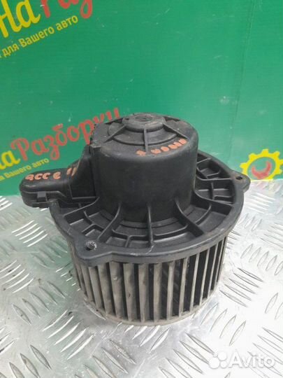 Моторчик печки Hyundai Accent седан 1.6 2008