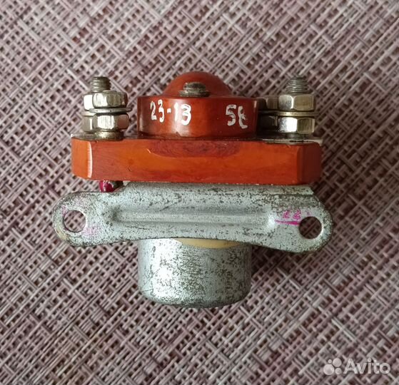 Контактор км-50д-в