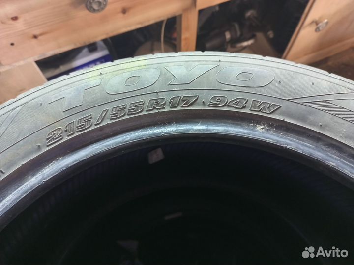 Toyo 310 215/55 R17 94