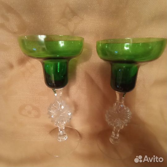 Подсвечники зелёные 16,5 см