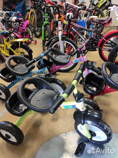 Трехколесный велосипед Чижик из магазина