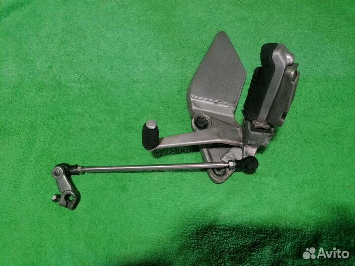 Подножка левая Suzuki GSF1200 Bandit 2001-2006