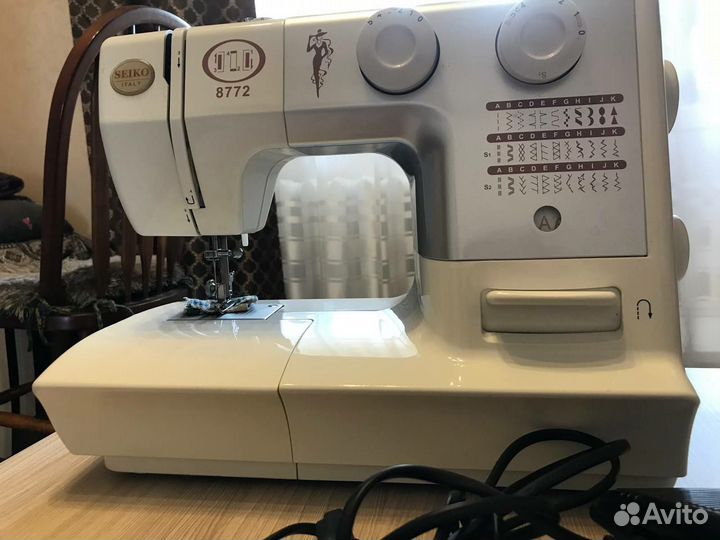 Швейная машина Seiko 8772