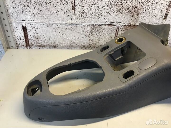 Центральная консоль Renault Clio LB03 K7JA700R