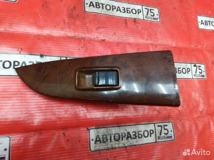 Кнопка стеклоподъемника Nissan Laurel HC35 RB20DE