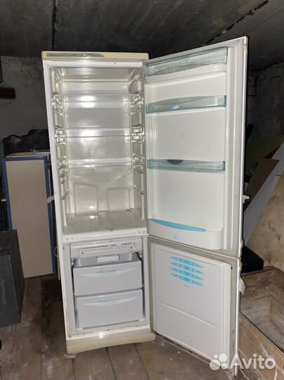 Холодильник