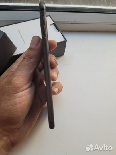 iPhone 8 Plus, 64 ГБ