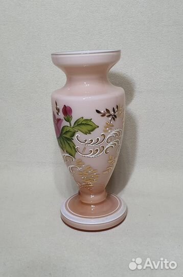 Ваза. Бегемия, Чехия. Ручная роспись