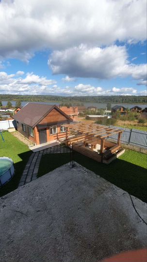 Дом 290 м² на участке 15 сот.