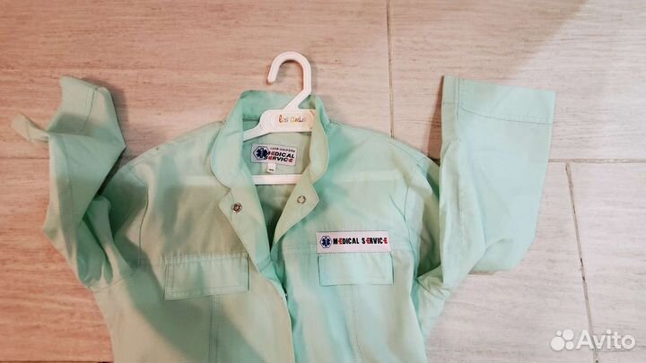 Медицинский халат Medical service и платье-халат