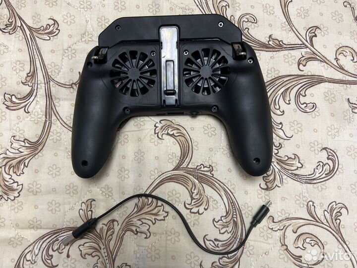 Геймпад для телефона