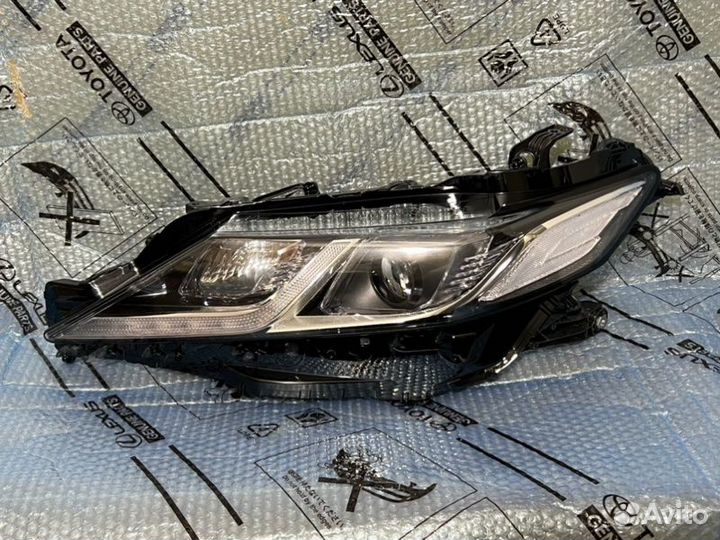 Фара светодиодная левая Toyota 2018-2023