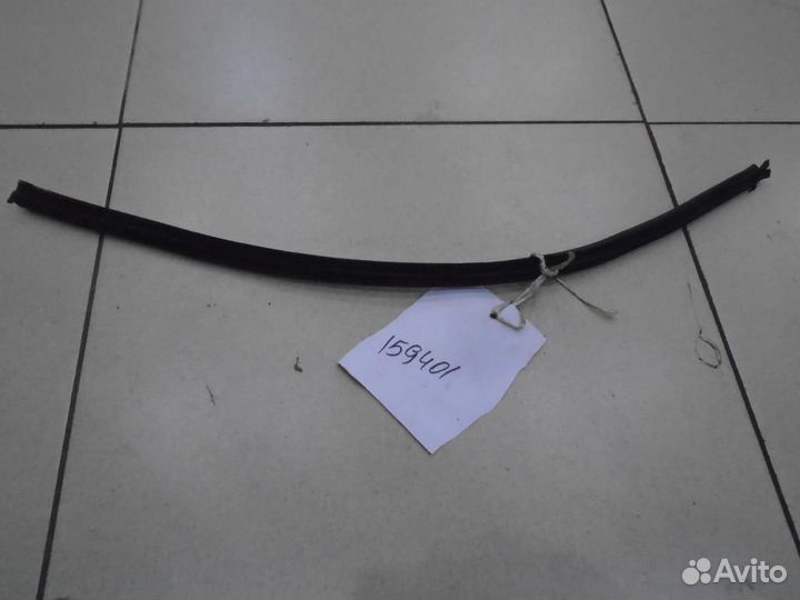 Уплотнитель стекла двери задней правой (бархотка