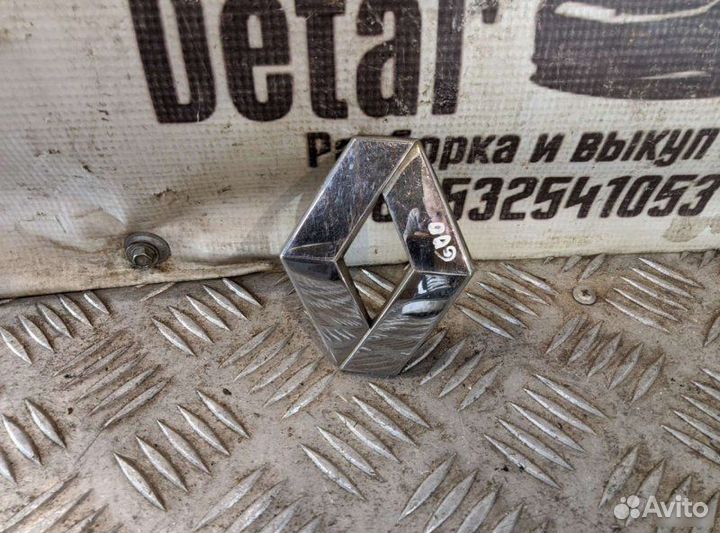 Эмблема Renault