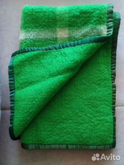 Детское шерстяное одеяло