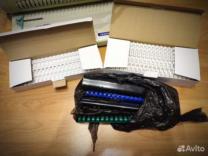 Брошюровщик(переплкдчик )