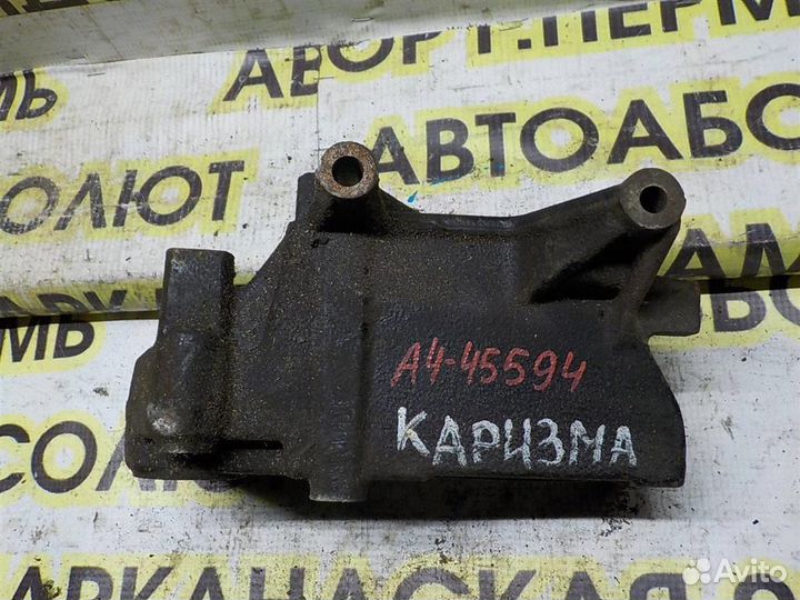 Кронштейн гидроусилителя Mitsubishi Carisma (DA)