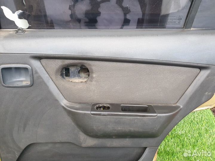 Обшивка двери задняя правая Daewoo Nexia