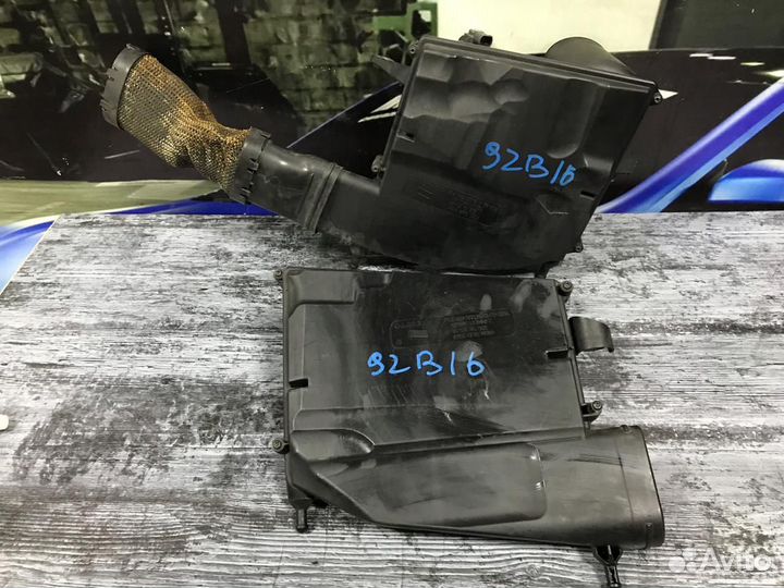 Корпус воздушного фильтра Mercedes W219