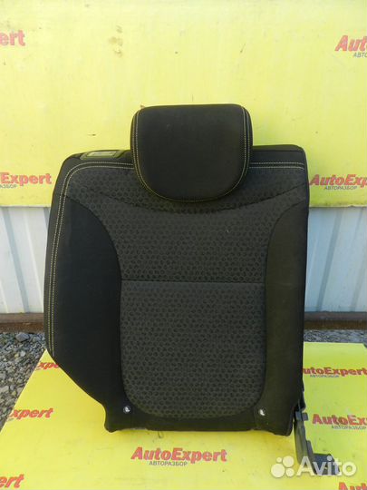 Спинка сиденья заднего правая Kia Soul II 14-19