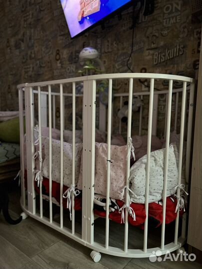 Детская овальная кроватка