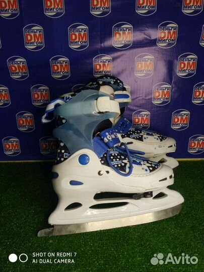 П) коньки для катания на льду