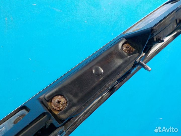 Накладка двери багажника KIA Sorento 2 (XM) 2009-2