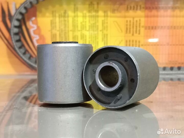 Сайлентблоки маятника на скутер 50/80cc