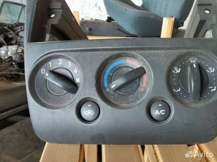 Блок управления печкой Форд Фьюжен