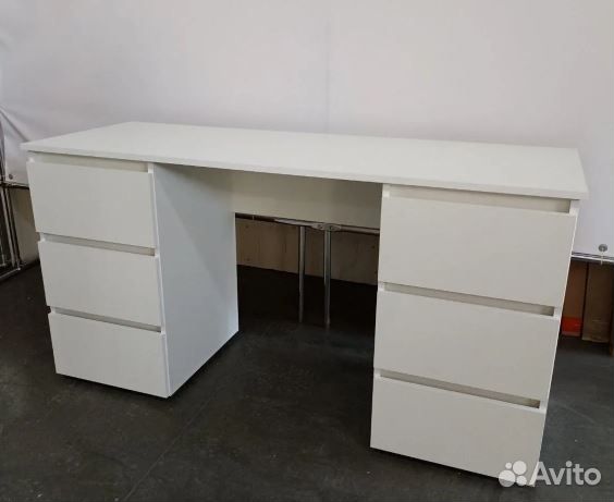 Стол письменный с ящиками белый, 140х73х50 см