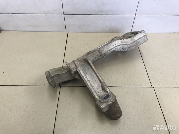 Кронштейн переднего рычага Octavia (A5 1Z) 2004-20