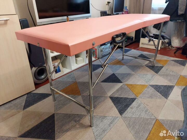 Кушетка для наращивания ресниц