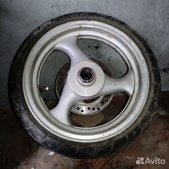 Переднее колесо на скутер