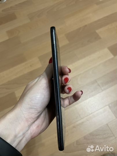 Samsung Galaxy A50, 4/64 ГБ