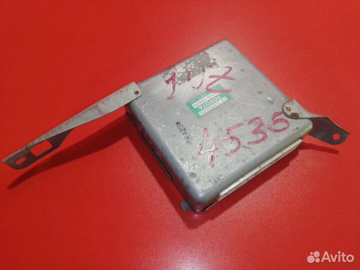 Блок управления пневматической подвеской Toyota