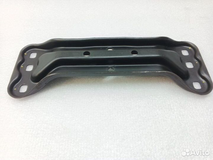 Кронштейн кпп Mercedes-Benz E-Class W211 M112 2004