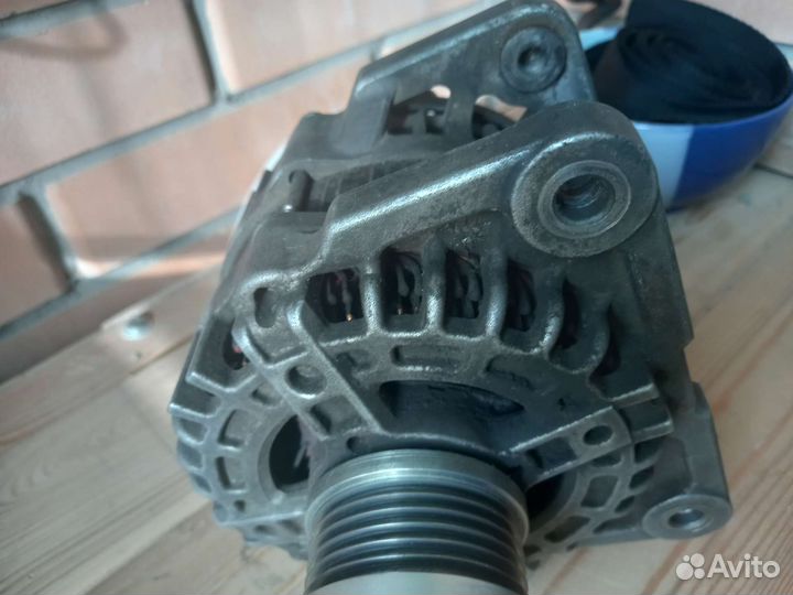 Генератор на Nissan serena