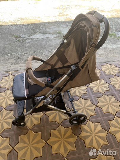 Прогулочная коляска luxmom