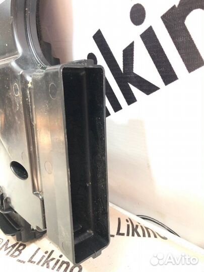 Воздуховод задний левый Mercedes Cl W216