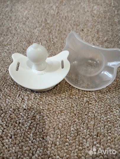 Соска пустышка термометр