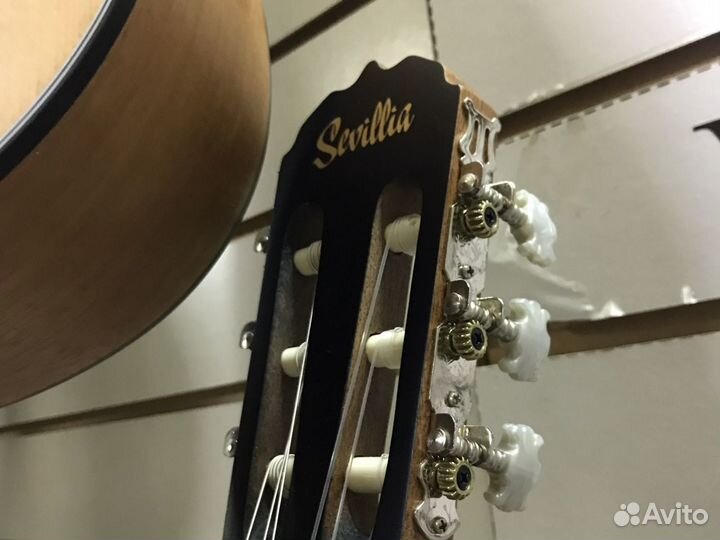 Sevillia Классические гитары 4/4 Индонезия