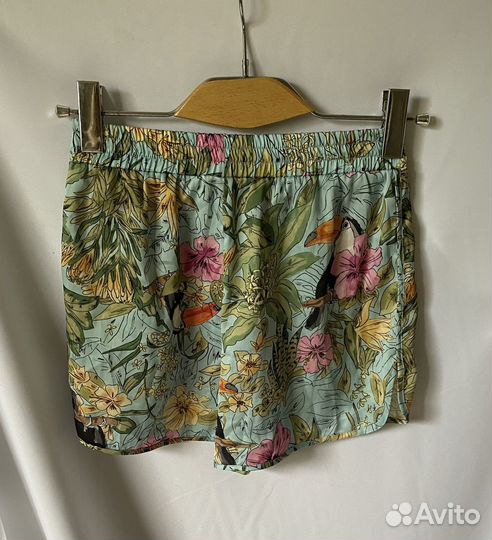 Шорты женские