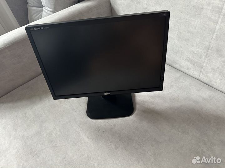 Монитор lg flatron l192ws-BN