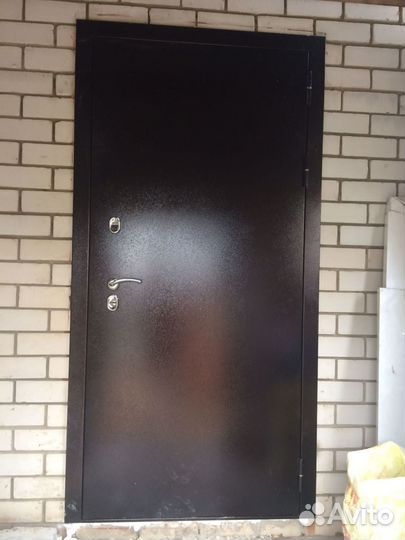 Дверь входная с терморазрывом