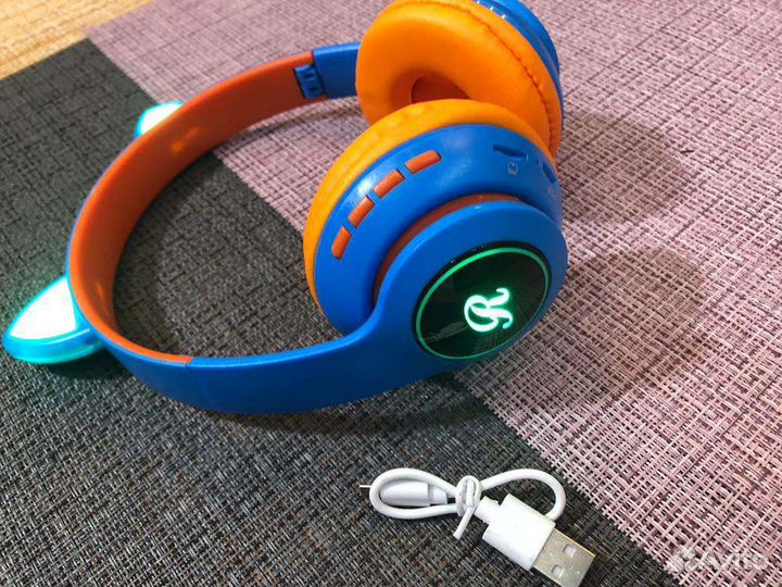 Беспроводные наушники с ушками