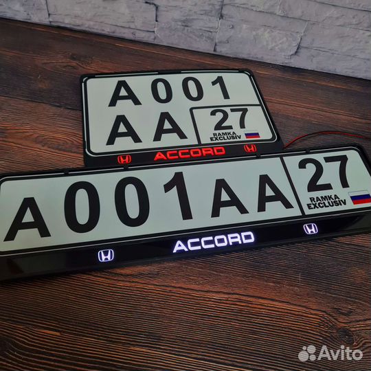 Квадратные номерные рамки с подсветкой