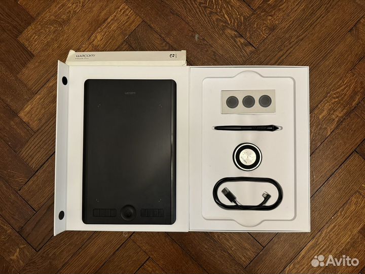 Wacom intuos pro m pth 660