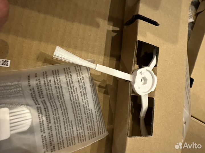 Продам Mi Robot Vacuum-Mop 2 Lite