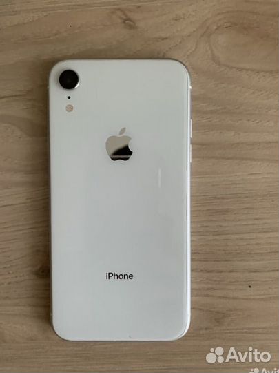iPhone Xr, 64 ГБ
