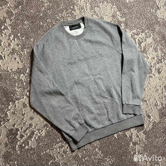 Свитшот Peak perfomance оригинал